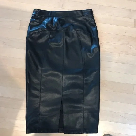 Marc New York Faux Leather Black, Pull on Skirt. XS - Picture 8 of 11